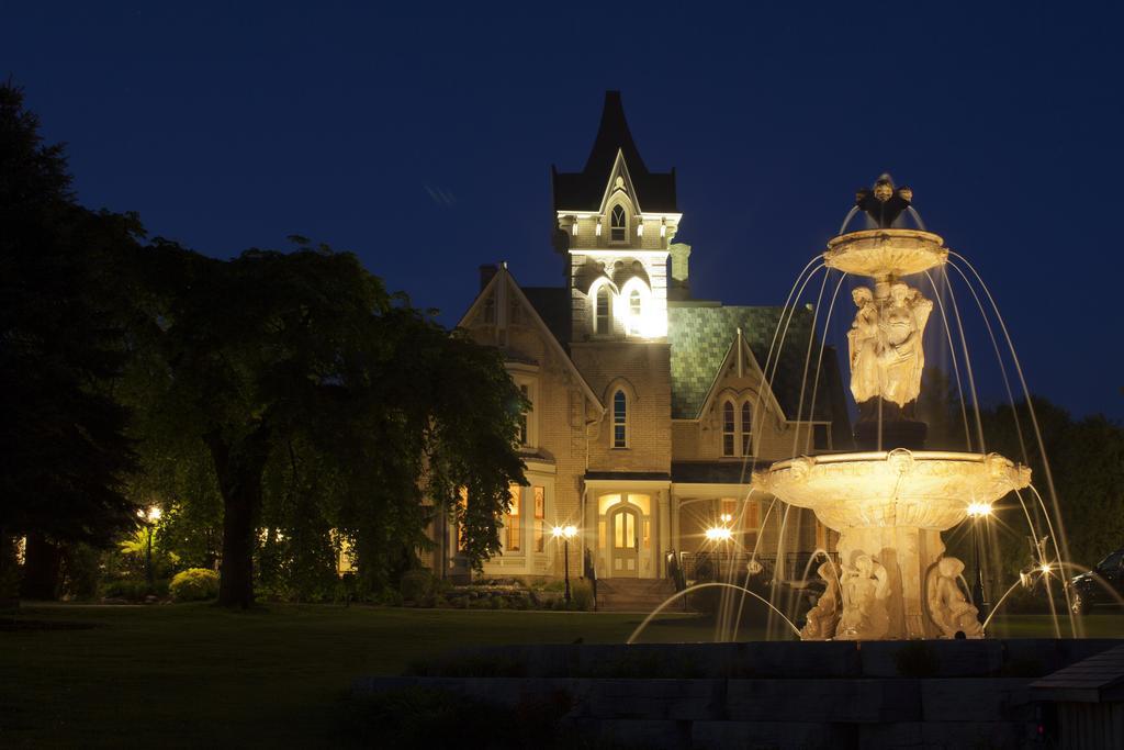 Elm Hurst Inn & Spa Ingersoll Exterior foto
